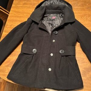 Jack by bb Dakota coat. Love it but I’m too tall for it. I’m 5’9